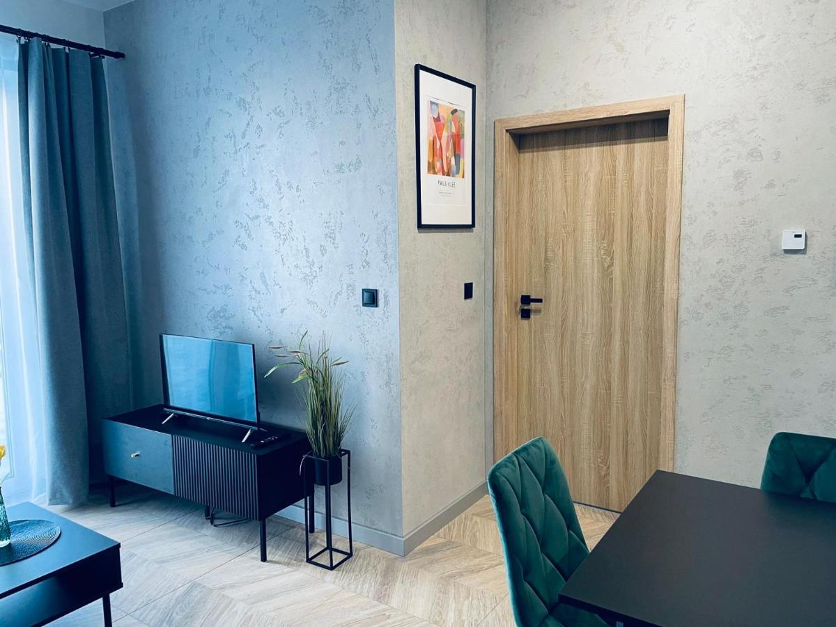 Apartament Roza 1 Zator - 2 Km Od Energylandii ภายนอก รูปภาพ